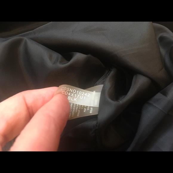 Lovely Calvin Klein black fitted dress, with gold accent pockets. - Picture 11 of 16